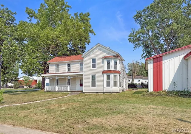 2nd image of 301 S Palmyra, Perry, MO 63462 | MLS# MIS26048945