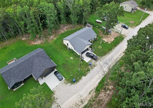 2nd image of 215 Nina St, Dixon, MO 65459 | MLS# MIS26048955