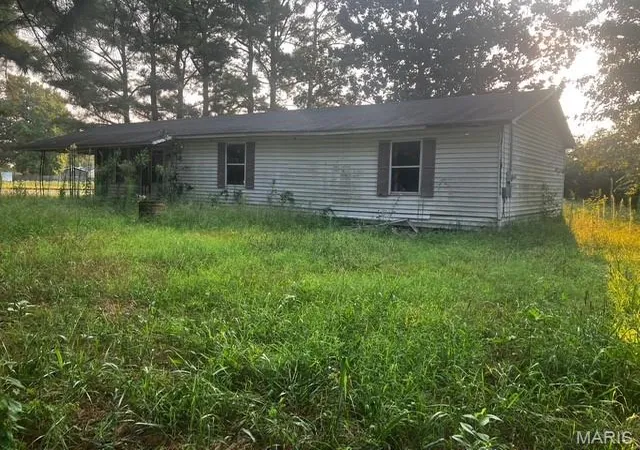 1st image of 504 S 6th Street, Lilbourn, MO 63862 | MLS# MIS26048958