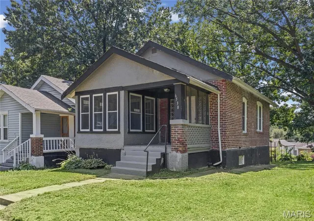 Photo 1 of Single family home for sale at 6538 Julian Ave, Saint Louis, MO 63133 | MLS# MIS26048960 | Listing updated on 2026-09-30