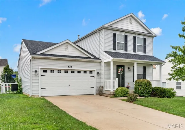 Photo 1 of Sale Pending at 729 Rabbit Run Dr, Wentzville, MO 63385 | MLS# MIS26048969 | Listing updated on 2026-09-25