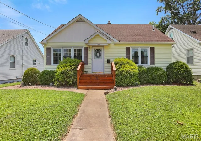 1st image of 1520 E 6th St, Washington, MO 63090 | MLS# MIS26048976