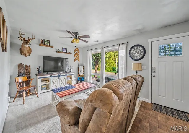 2nd image of 532 E James Blvd, Saint James, MO 65559 | MLS# MIS26048981