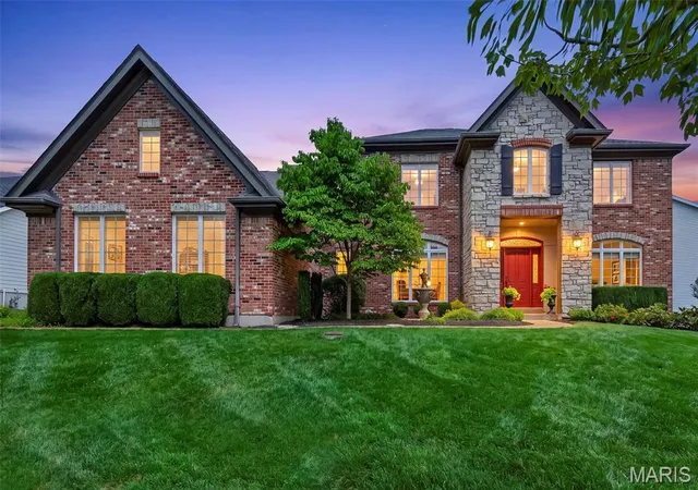 Photo 2 of Sale Pending at 2726 Wynncrest Manor Dr, Wildwood, MO 63005 | MLS# MIS26049021 | Listing updated on 2026-08-18