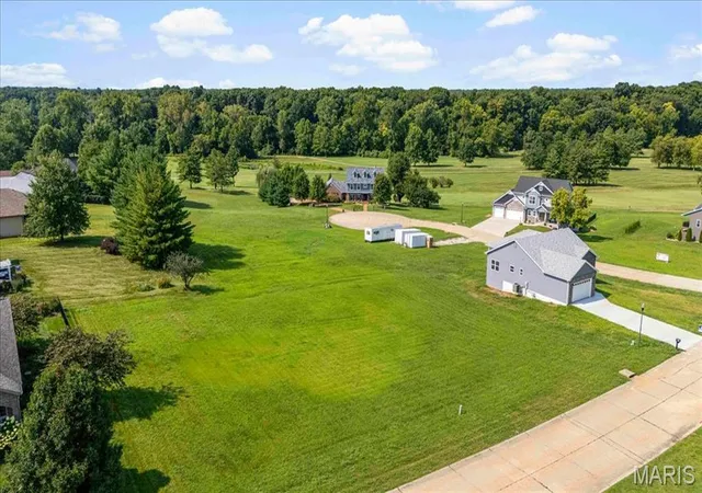 1st image of 118 Woodland Hills Dr, Alton, IL 62002 | MLS# MIS26049023
