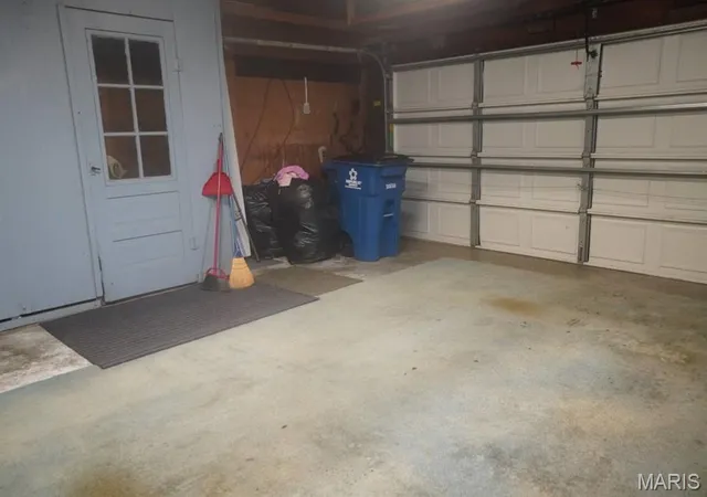 Photo 62 of Single family home for sale at 2708 Angela Dr, Granite City, IL 62040 | MLS# MIS26049034 | Listing updated on 2026-09-07