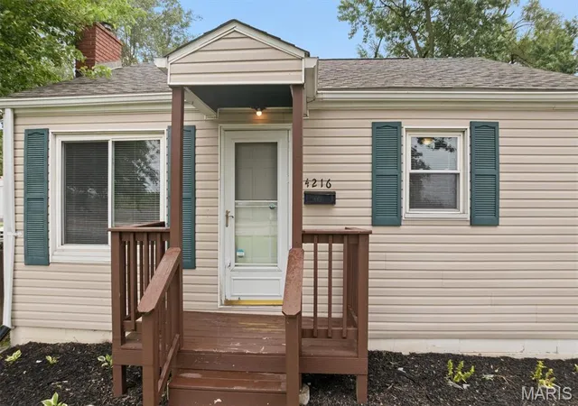 Photo 2 of Sale Pending at 4216 Nameoki Rd, Granite City, IL 62040 | MLS# MIS26049037 | Listing updated on 2026-08-31