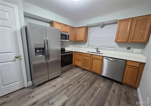 3rd image of 1968 Greenglen Dr #101, Saint Louis, MO 63122 | MLS# MIS26049055