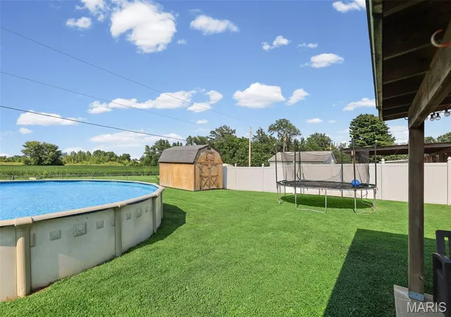5th image of 2713 Angela Dr, Granite City, IL 62040 | MLS# MIS26049058