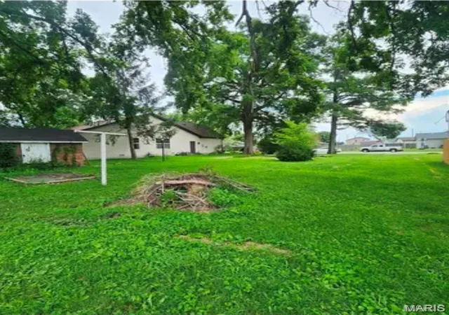 Photo 3 of Land for sale at 13 N Main St, Moro, IL 62067 | MLS# MIS26049073 | Listing updated on 2026-08-23