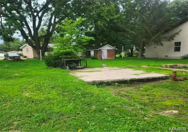 4th image of 13 N Main St, Moro, IL 62067 | MLS# MIS26049073