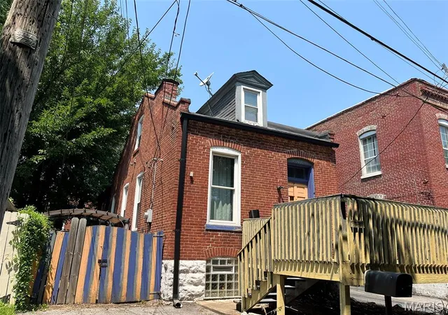Photo 1 of Single family home for sale at 2865 Lemp Ave #R, Saint Louis, MO 63118 | MLS# MIS26049085 | Listing updated on 2026-08-24
