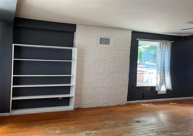 Photo 3 of Single family home for sale at 2865 Lemp Ave #R, Saint Louis, MO 63118 | MLS# MIS26049085 | Listing updated on 2026-08-24