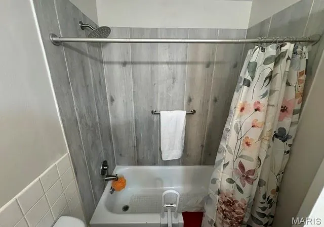 Photo 4 of Condo for sale at 8713 Sieloff Dr #H, Hazelwood, MO 63042 | MLS# MIS26049089 | Listing updated on 2026-09-03