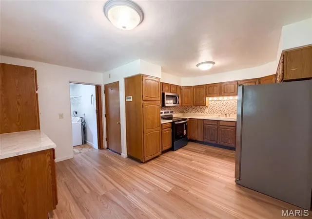 2nd image of 209 Dana Dr, Collinsville, IL 62234 | MLS# MIS26049113
