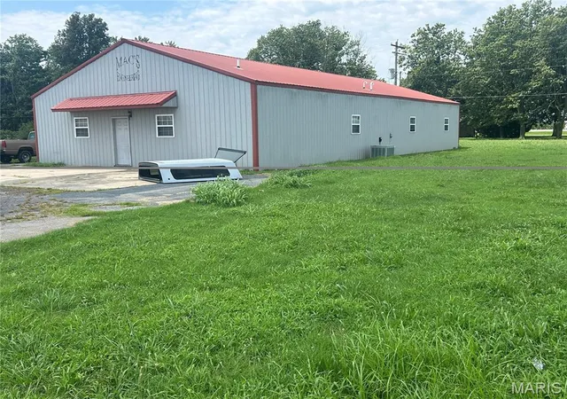 Photo 3 of Single family home for sale at (Undisclosed), Bernie, MO 63822 | MLS# MIS26049115 | Listing updated on 2026-09-07