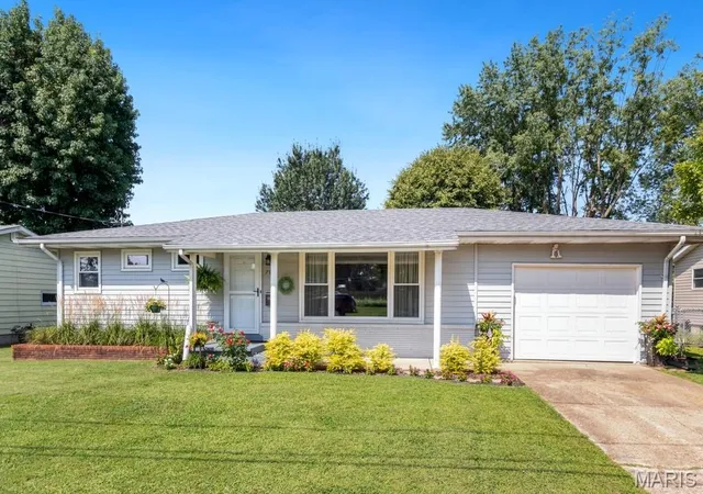 Photo 1 of Single family home for sale at 707 S Seventh St, Owensville, MO 65066 | MLS# MIS26049122 | Listing updated on 2026-08-10