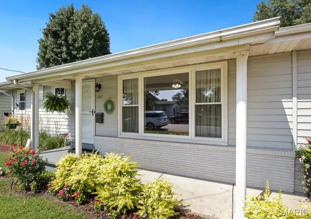 Photo 2 of Single family home for sale at 707 S Seventh St, Owensville, MO 65066 | MLS# MIS26049122 | Listing updated on 2026-08-10