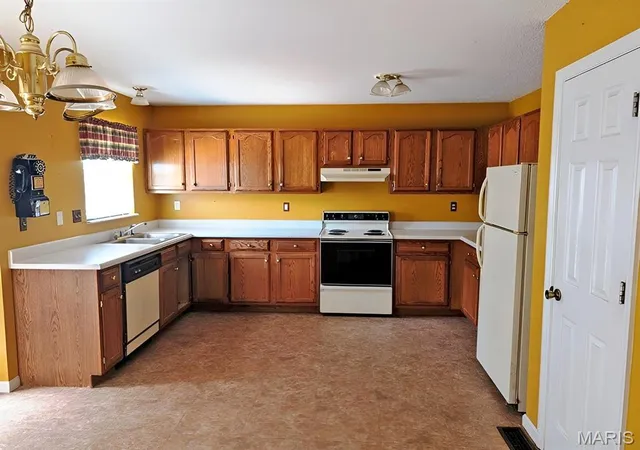 4th image of 4043 Sun Tide Ct, Arnold, MO 63010 | MLS# MIS26049124