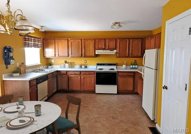 5th image of 4043 Sun Tide Ct, Arnold, MO 63010 | MLS# MIS26049124