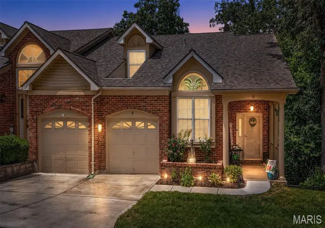 Photo 3 of Townhouse for sale at 9 Lockhaven Ct #9, Lake Saint Louis, MO 63367 | MLS# MIS26049131 | Listing updated on 2026-09-24