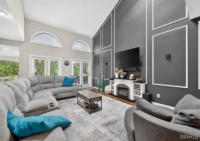 3rd image of 9 Lockhaven Ct #9, Lake Saint Louis, MO 63367 | MLS# MIS26049131