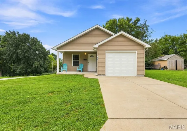 1st image of 104 Oak St, Sullivan, MO 63080 | MLS# MIS26049168