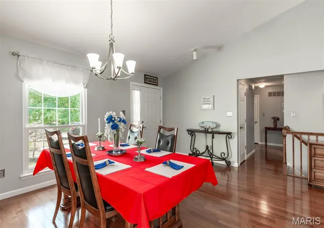 Photo 3 of Sale Pending at 765 Spring Hill Farm Dr, Ballwin, MO 63021 | MLS# MIS26049173 | Listing updated on 2026-08-09