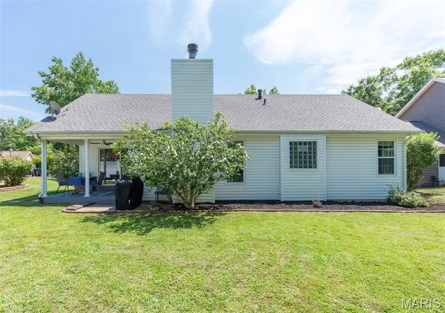 42nd image of 765 Spring Hill Farm Dr, Ballwin, MO 63021 | MLS# MIS26049173