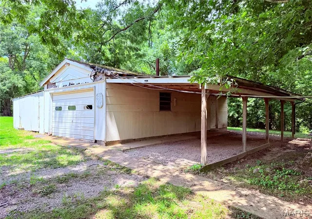 2nd image of 712 W 5th St, Grandin, MO 63943 | MLS# MIS26049175