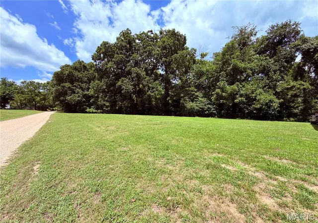 3rd image of 712 W 5Th St, Grandin, MO 63943 | MLS# MIS26049175