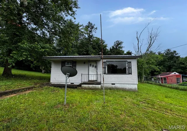 4th image of 107 Plum St, Greenville, MO 63944 | MLS# MIS26049192