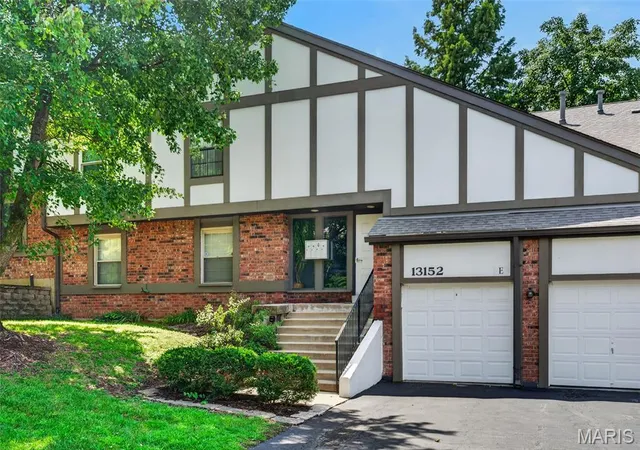 1st image of 13152 Royal Pines Dr #4, Saint Louis, MO 63146 | MLS# MIS26049197