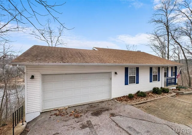2nd image of 1355 S Lake Sherwood Dr, Marthasville, MO 63357 | MLS# MIS26049222