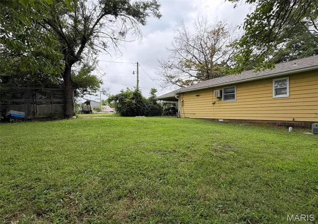 17th image of 308 M  North Mcmillan St, Mountain Grove, MO 65711 | MLS# MIS26049232