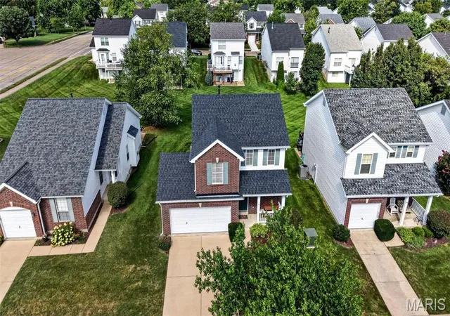 Photo 3 of Townhouse for sale at 615 Homerun Dr, O Fallon, MO 63366 | MLS# MIS26049234 | Listing updated on 2026-08-29