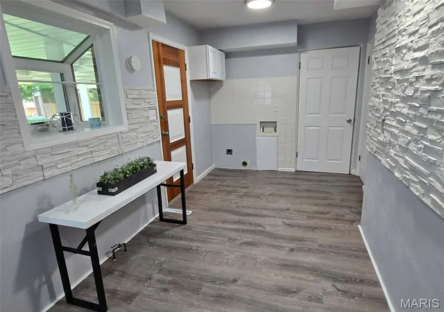 Photo 3 of Single family home for sale at 40 N 50Th St, Belleville, IL 62226 | MLS# MIS26049246 | Listing updated on 2026-09-30