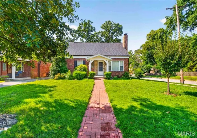 1st image of 900 Dwyer Ave, Kirkwood, MO 63122 | MLS# MIS26049247