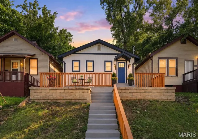 Photo 1 of Single family home for sale at 7208 Page Ave, Saint Louis, MO 63133 | MLS# MIS26049248 | Listing updated on 2026-09-16