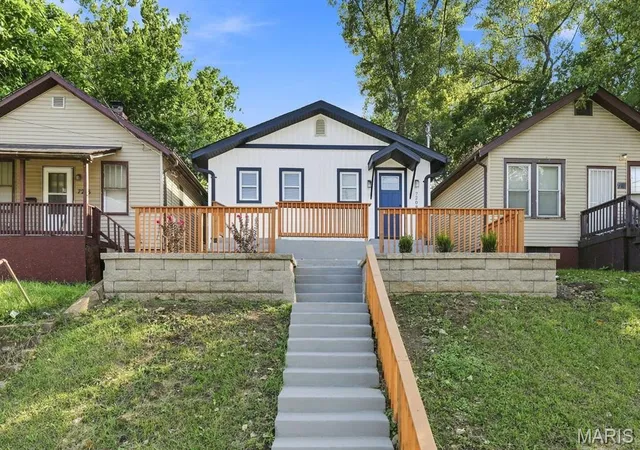 Photo 2 of Single family home for sale at 7208 Page Ave, Saint Louis, MO 63133 | MLS# MIS26049248 | Listing updated on 2026-09-21