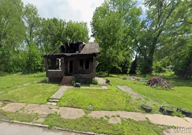 Photo 3 of Single family home for sale at 1614 N 46Th St, East Saint Louis, IL 62204 | MLS# MIS26049250 | Listing updated on 2026-07-31