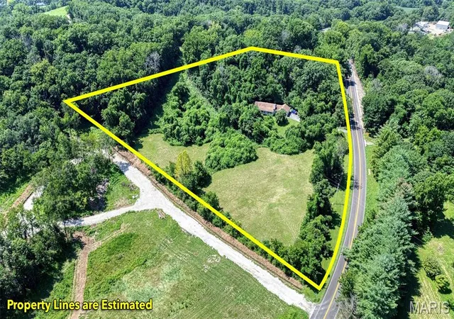 Photo 4 of Single family home for sale at 1416 Hwy T, Labadie, MO 63055 | MLS# MIS26049255 | Listing updated on 2026-09-21