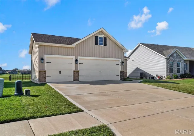 2nd image of 322 Summer Glen Ln, Saint Charles, MO 63301 | MLS# MIS26049269