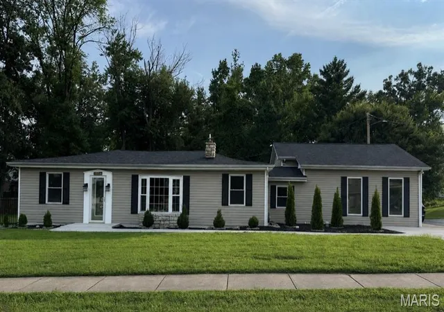 Single family home for sale at 9854 E Concord Rd, Saint Louis, MO 63128 | MLS# MIS26049271