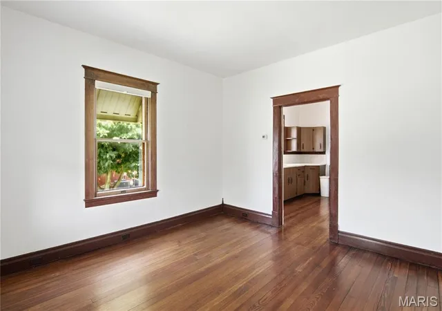 Photo 3 of Single family home for sale at 310 N Briegel St, Columbia, IL 62236 | MLS# MIS26049279 | Listing updated on 2026-09-22