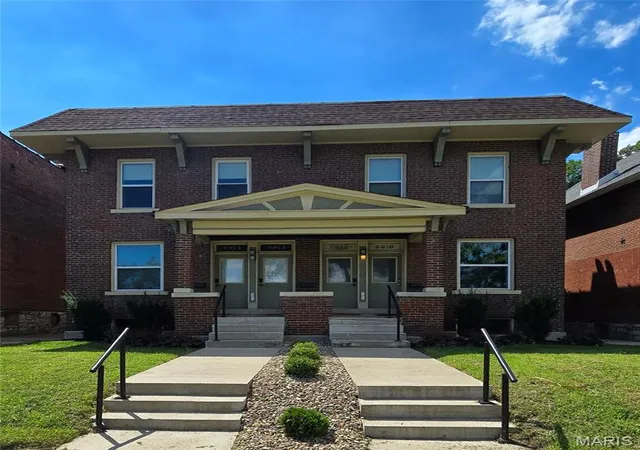 2nd image of 3914 Detonty St, Saint Louis, MO 63110 | MLS# MIS26049301