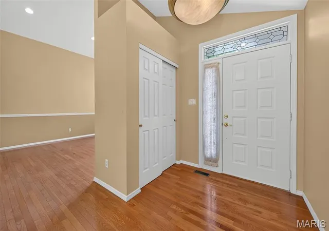 Photo 3 of Sale Pending at 10439 Honeystone Rd, Catawissa, MO 63015 | MLS# MIS26049316 | Listing updated on 2026-08-14