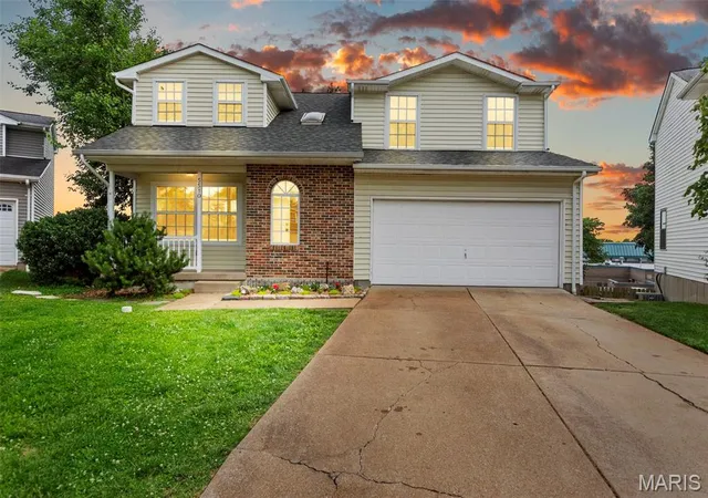 Photo 2 of Sale Pending at 5510 Hennessey Ct, Saint Louis, MO 63139 | MLS# MIS26049319 | Listing updated on 2026-09-05