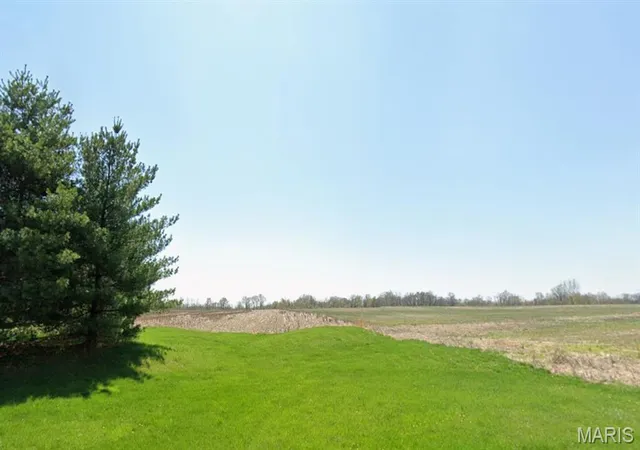 1st image of 8060 Goshen Rd, Edwardsville, IL 62025 | MLS# MIS26049323