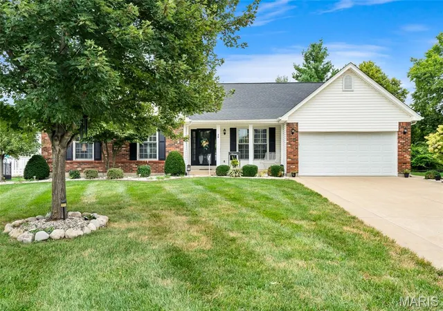 Photo 1 of Sale Pending at 56 Destin Ct, Saint Charles, MO 63303 | MLS# MIS26049364 | Listing updated on 2026-10-05
